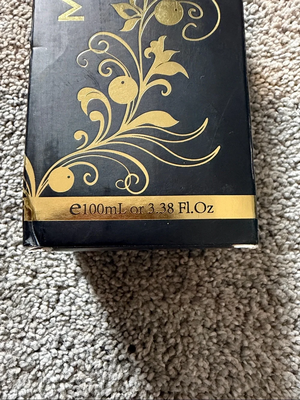 MAYJAM Fragrance Oil in Black & Gold Box